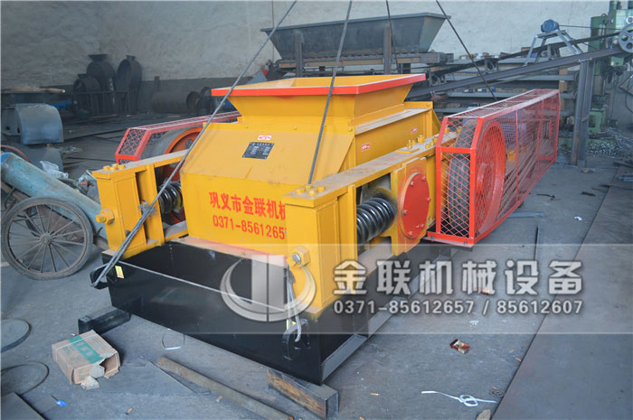 小型玻璃破碎機(jī)有哪些原理特點(diǎn)，出料均勻嗎？