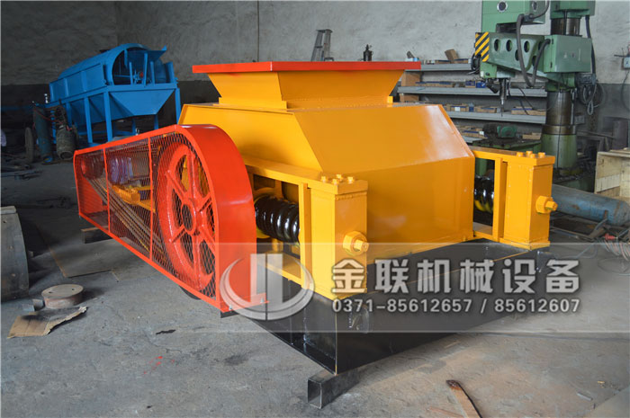 雙齒輥破碎機(jī)有哪些特點(diǎn)，都有哪些用途？