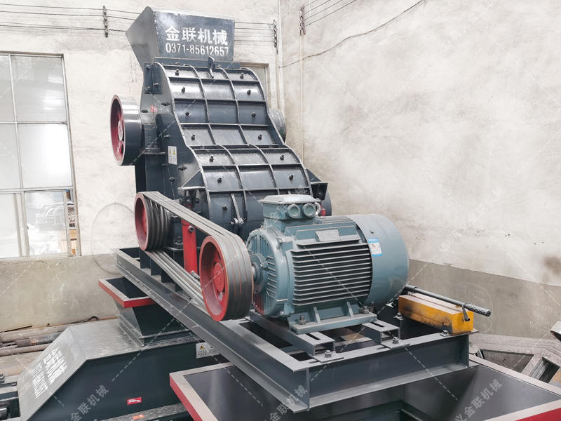 SCF中型無篩底雙級破碎機設備發貨圖片