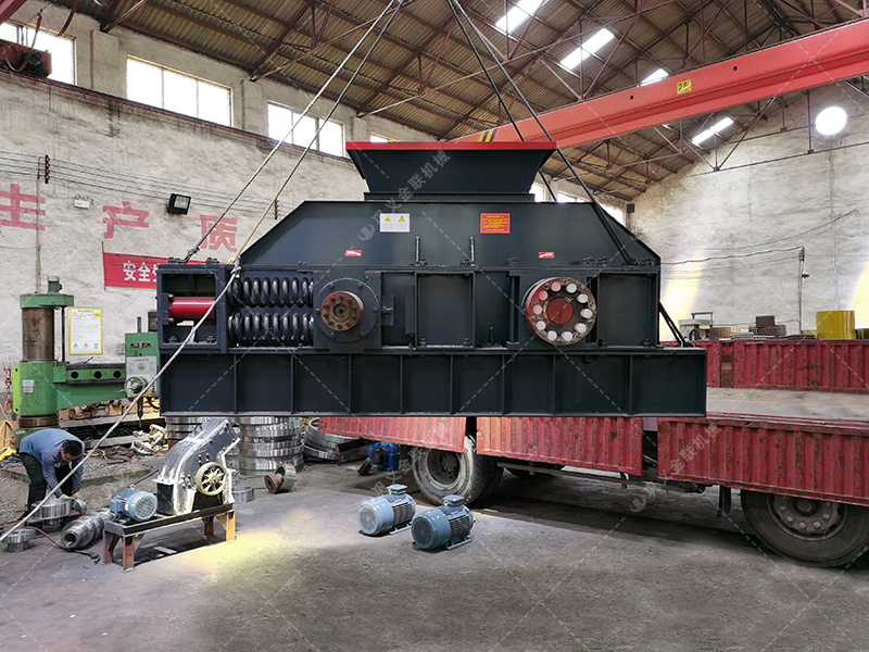 破碎設(shè)備1000x700彈簧式對(duì)輥破碎機(jī)發(fā)貨圖片