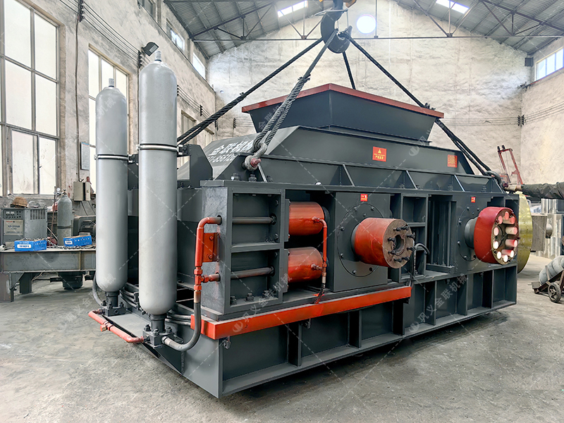 2PG1510半自動大型液壓對輥破碎制砂機發(fā)往廣東