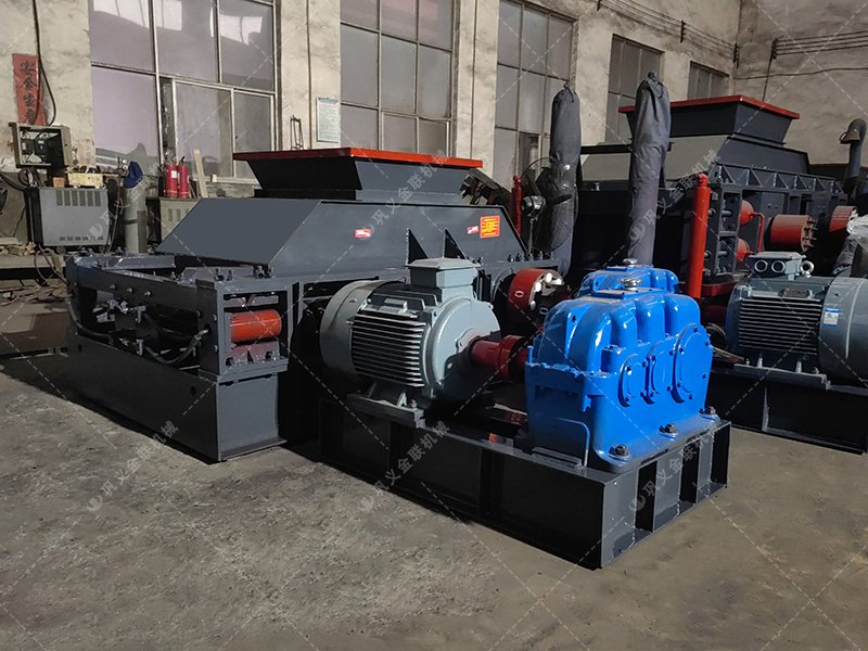 2PGC900X900雙齒輥破碎機發貨圖片_發往內蒙古烏海_粉碎煤