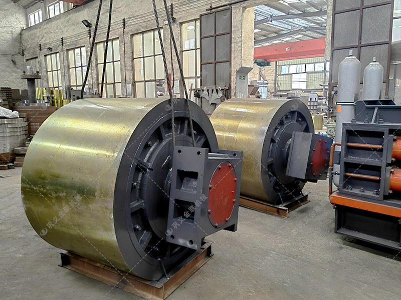 對(duì)輥破碎機(jī)總成發(fā)貨圖片_發(fā)往安徽阜陽(yáng)