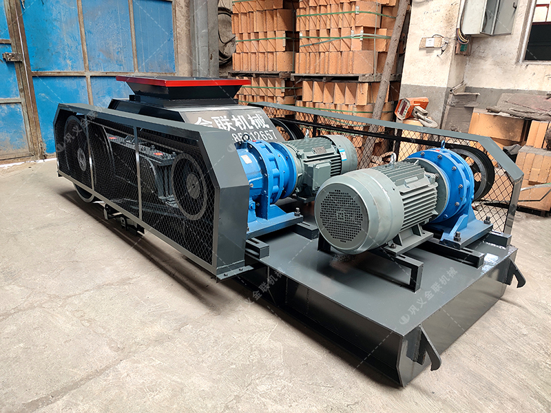 2PG500X750對輥破碎機(jī)發(fā)貨圖片_發(fā)往廣東佛山_破碎石英砂