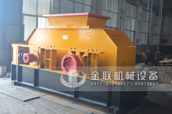 2PG1508大型對(duì)輥破碎機(jī)發(fā)貨圖片_發(fā)往廣東清遠(yuǎn)_破碎石英砂4